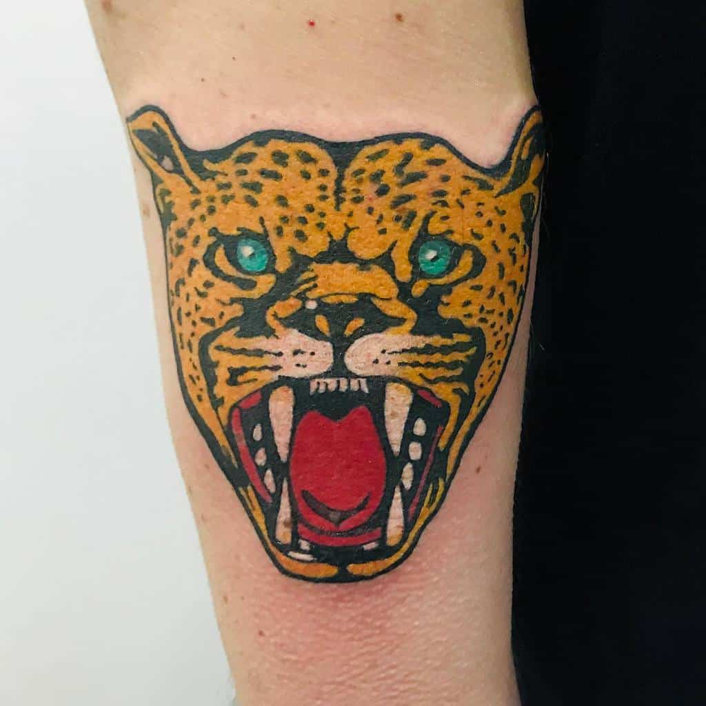 punk-music-jaguar-tattoo-vale.ink