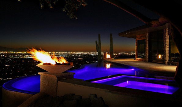 Purple Neon Home Swimming Pool Lighting With Fire Pit