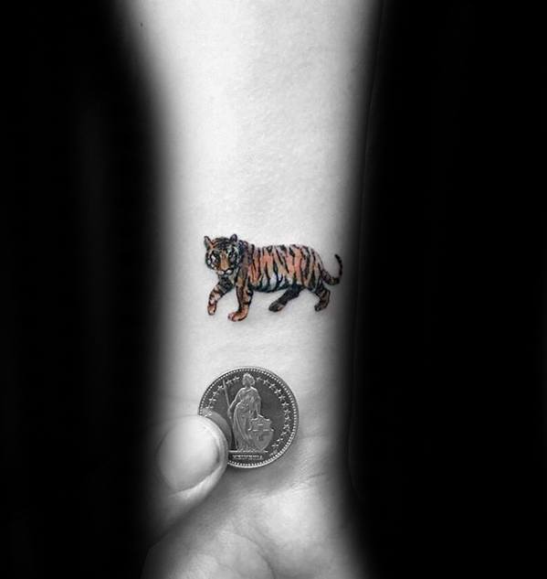 Realistic Tiger Wrist Quarter Sized Guys Tattoo Designs