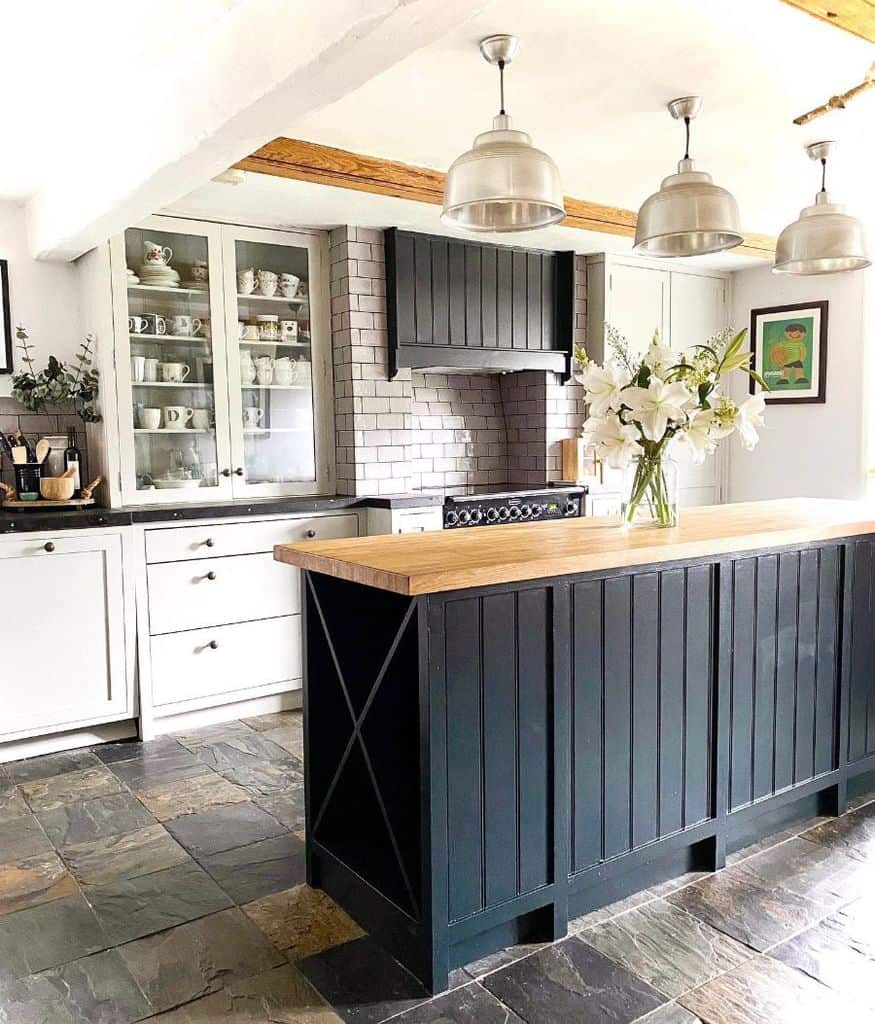 reclaimed wood small country kitchen 