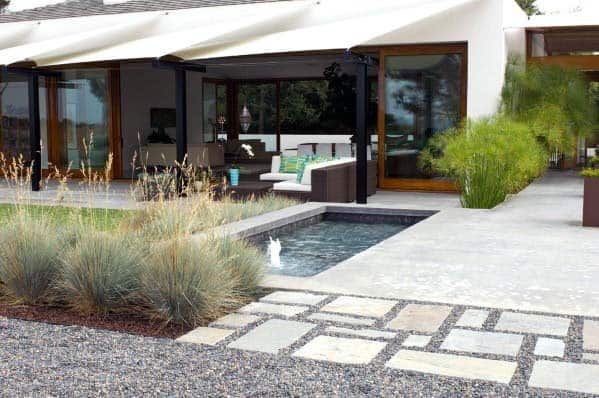 Remarkable Ideas For Gravel Landscaping With Water Feature