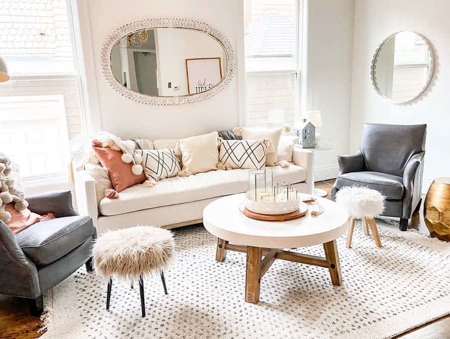 simple elegant white living room 