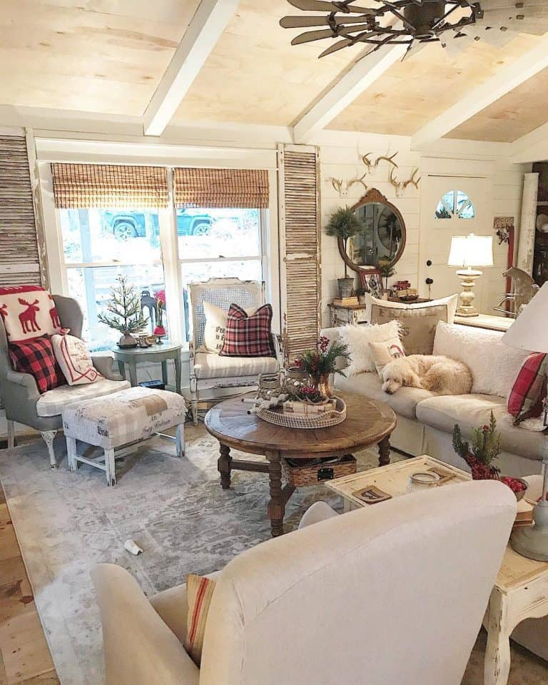 Farmhouse Living Room Ideas for a Cozy and Inviting Atmosphere