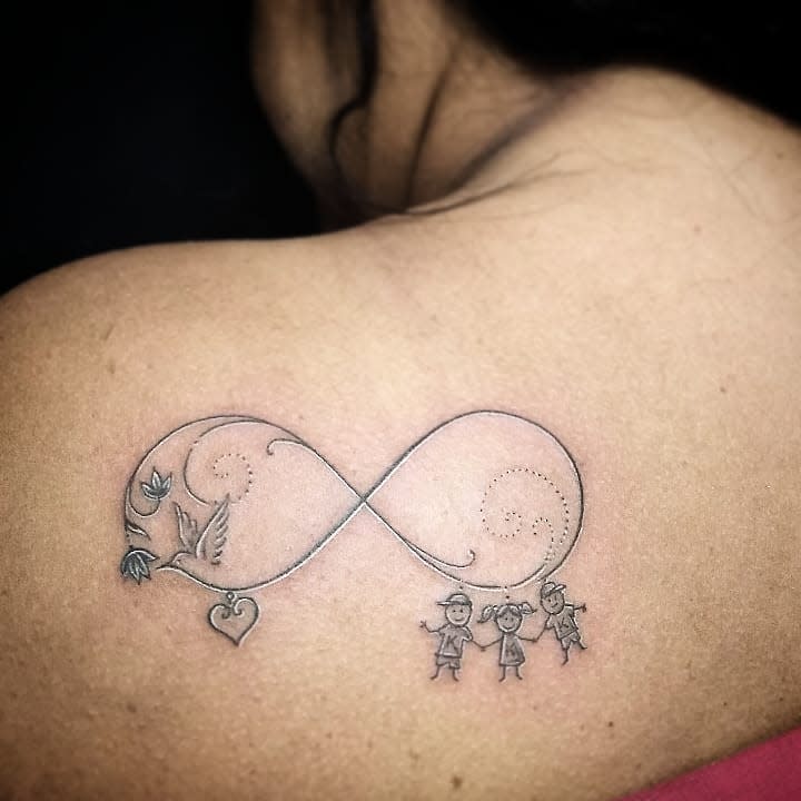 Shoulder Family Whiteink Delicate Infinity Tattoo
