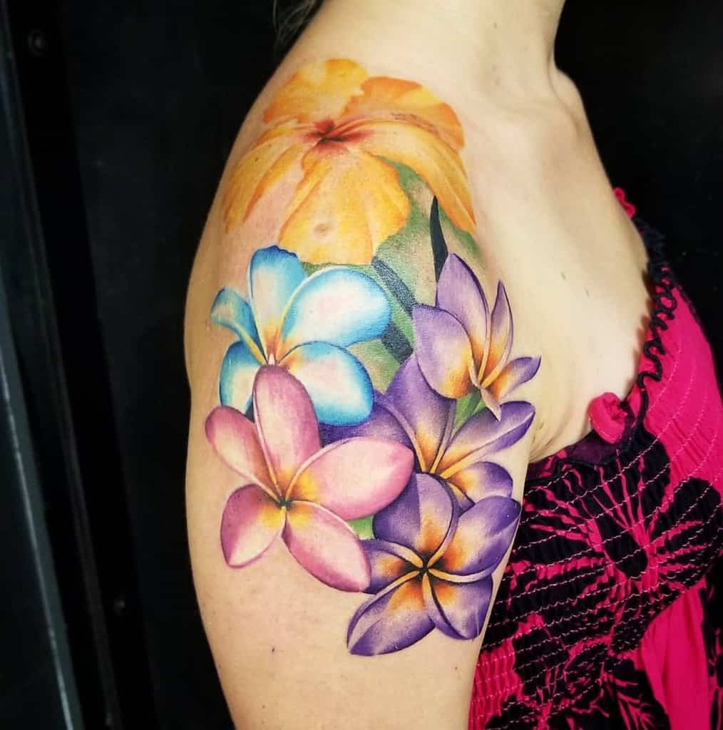 shoulder-hawaiian-flower-tattoos-tamarajadebarnes