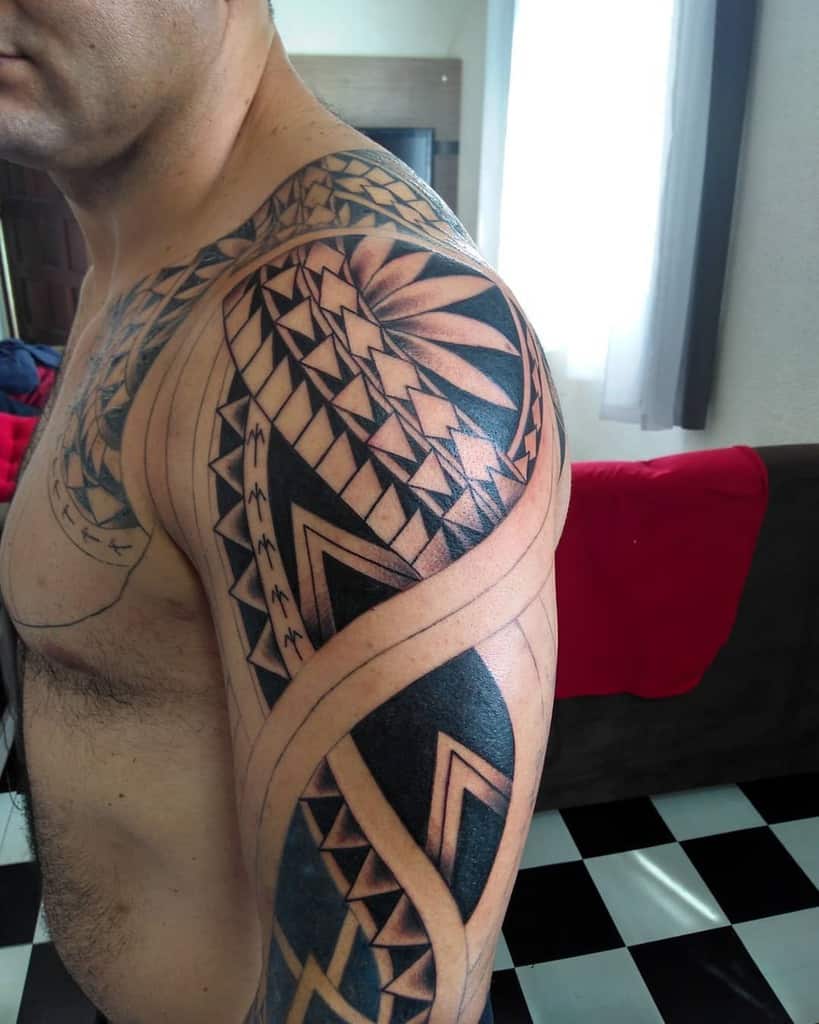 shoulder polynesian tribal tattoo lastsoultattoos
