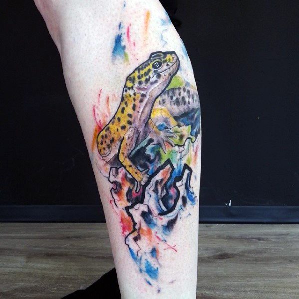 Side Of Leg Watercolor Gecko Tattoo Design On Man