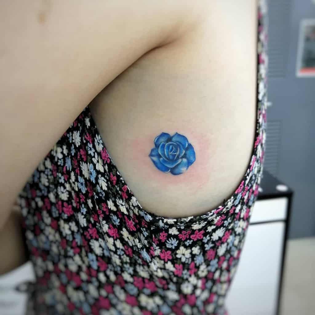 side tiny rose tattoos maaai1506