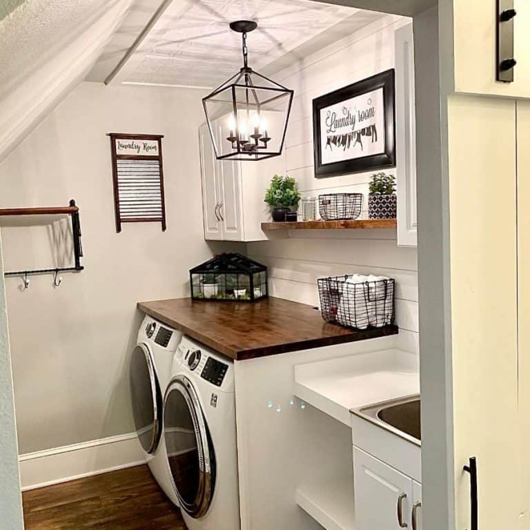 Chic and Functional Decor Ideas for Your Laundry Room