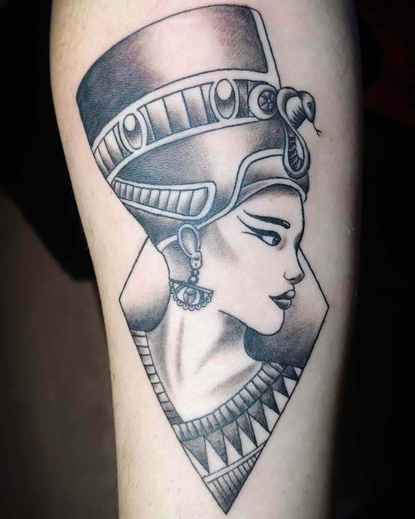 Simple Nefertiti Tattoos Alexsickfish