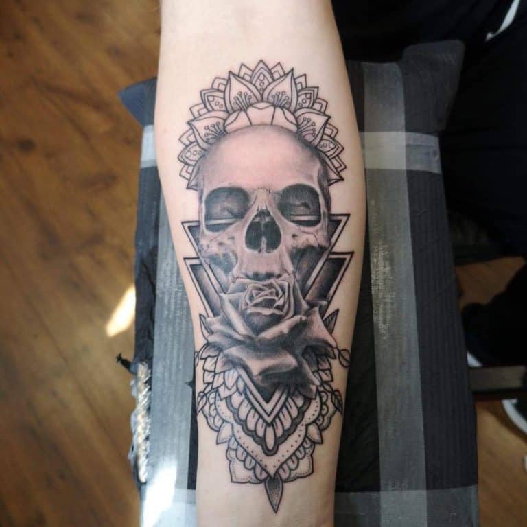 80 Cool Skull and Rose Tattoo Ideas [2024 Inspiration Guide]