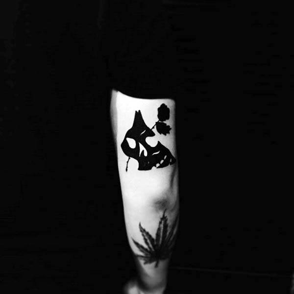 Skull Flower Silhouette Mens Tricep Tattoos