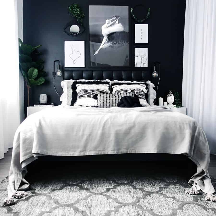 Featured image of post Classy Black And White Bedroom Decor