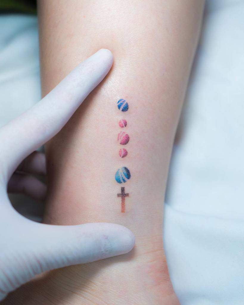 small cross tattoos for women keenetattoo