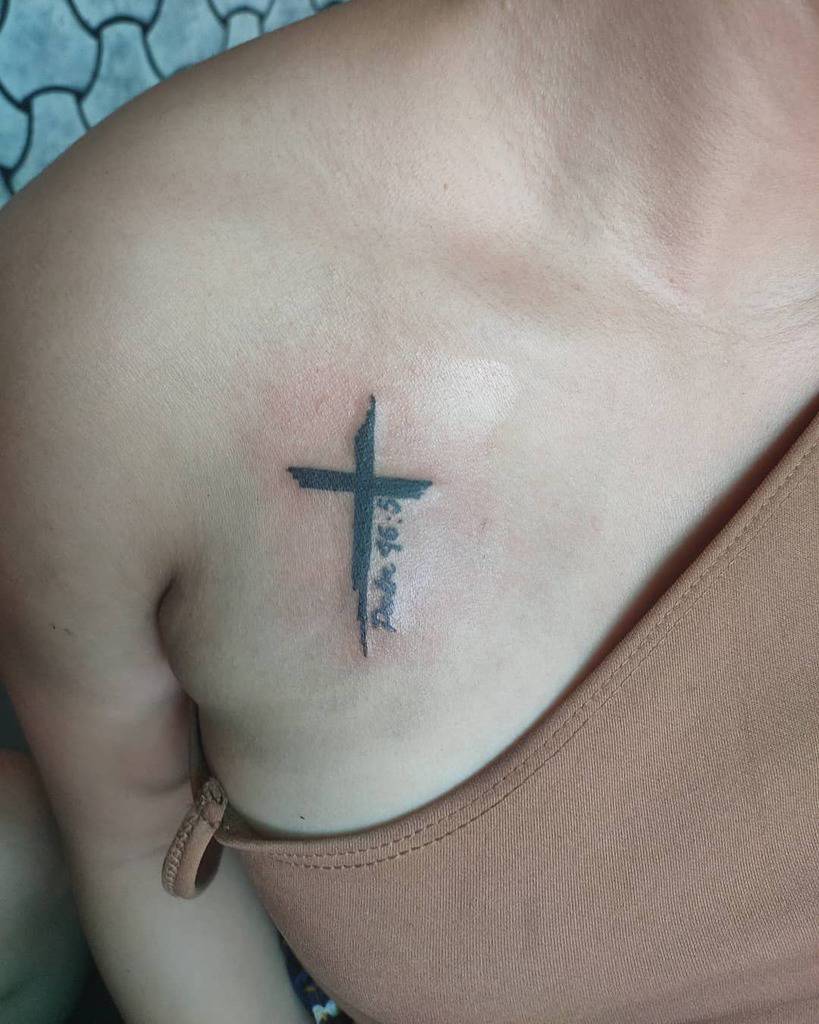 small cross tattoos for women painywise.tattooandarts