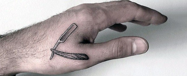 Tattoo kleines mann hand 40 Side