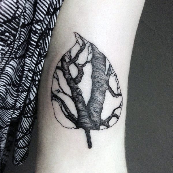 Tattoo tagged with: small, palm leaf, leaf, tiny, ifttt, little, zihee,  nature, shoulder blade, illustrative | inked-app.com
