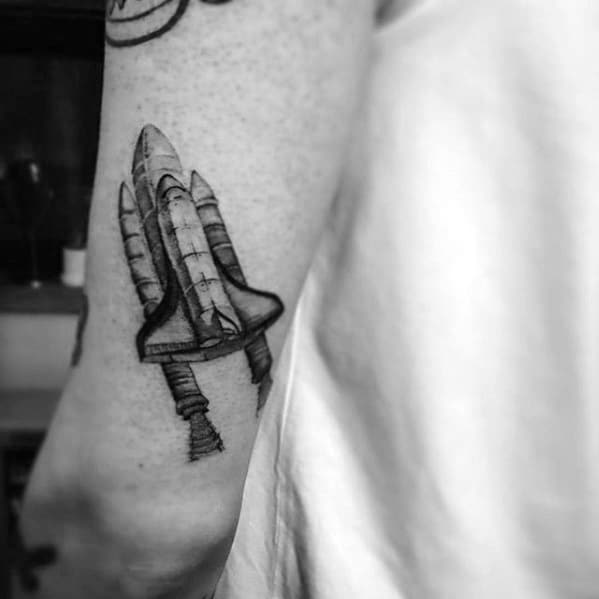 Small Male Badass Spaceship 3d Tricep Tattoo