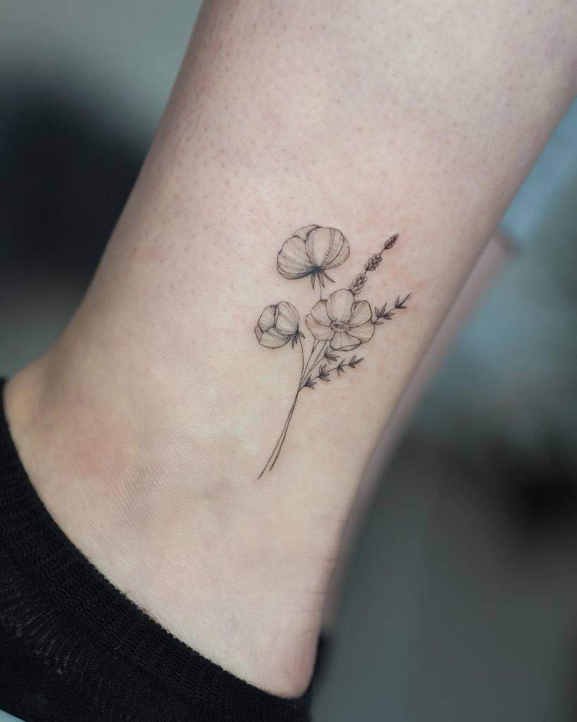 small minimalist wildflower tattoos bunami.ink.studio