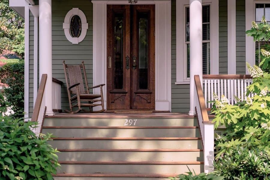 small-porch-deck-image-7