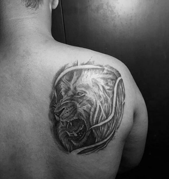 Small Shoulder Lion Tattoo Ideas For Gentlemen