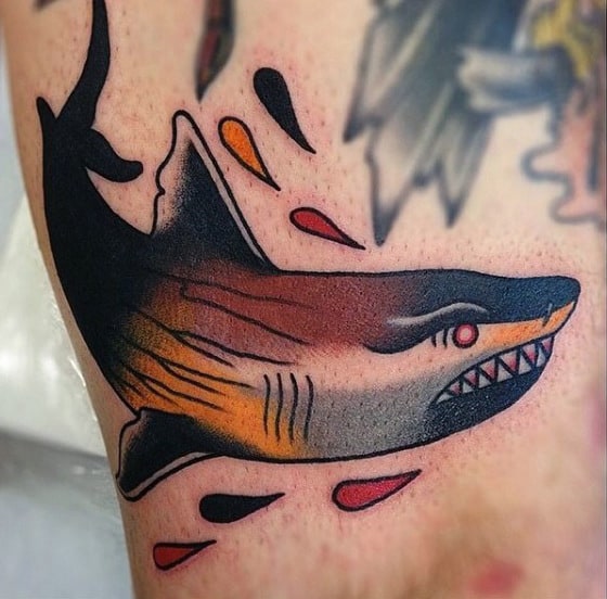 Small Simple Shark Men's Tattoo On Arm