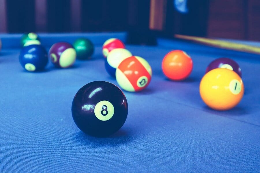 snooker balls in a snooker table