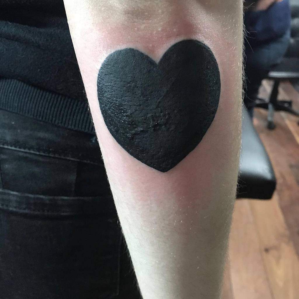 Solid Black Heart Tattoo Chris Lynch Tattoos1