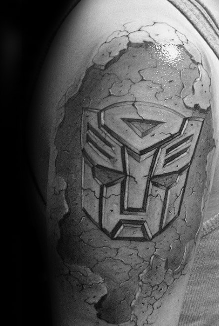 Me Grimlock mash brains!” My new tattoo by Andy at Creative Vandals, Hull,  UK : r/transformers