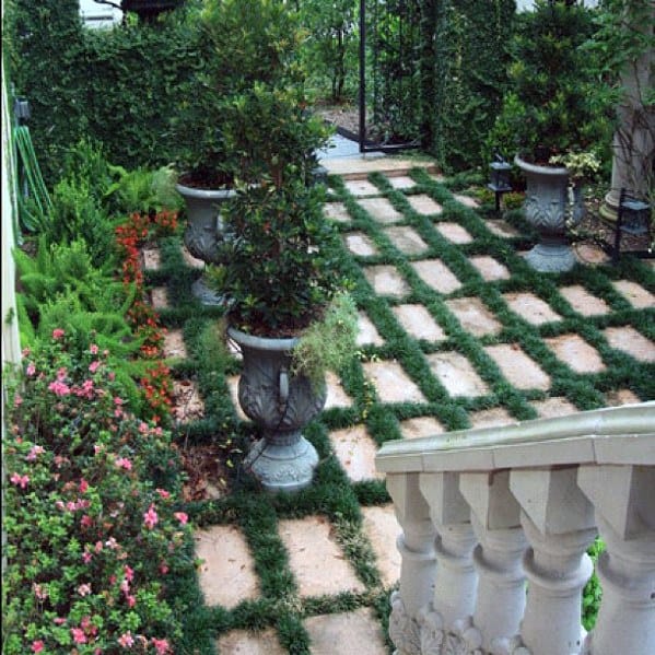 Stunning Exterior Stone Walkway Designs