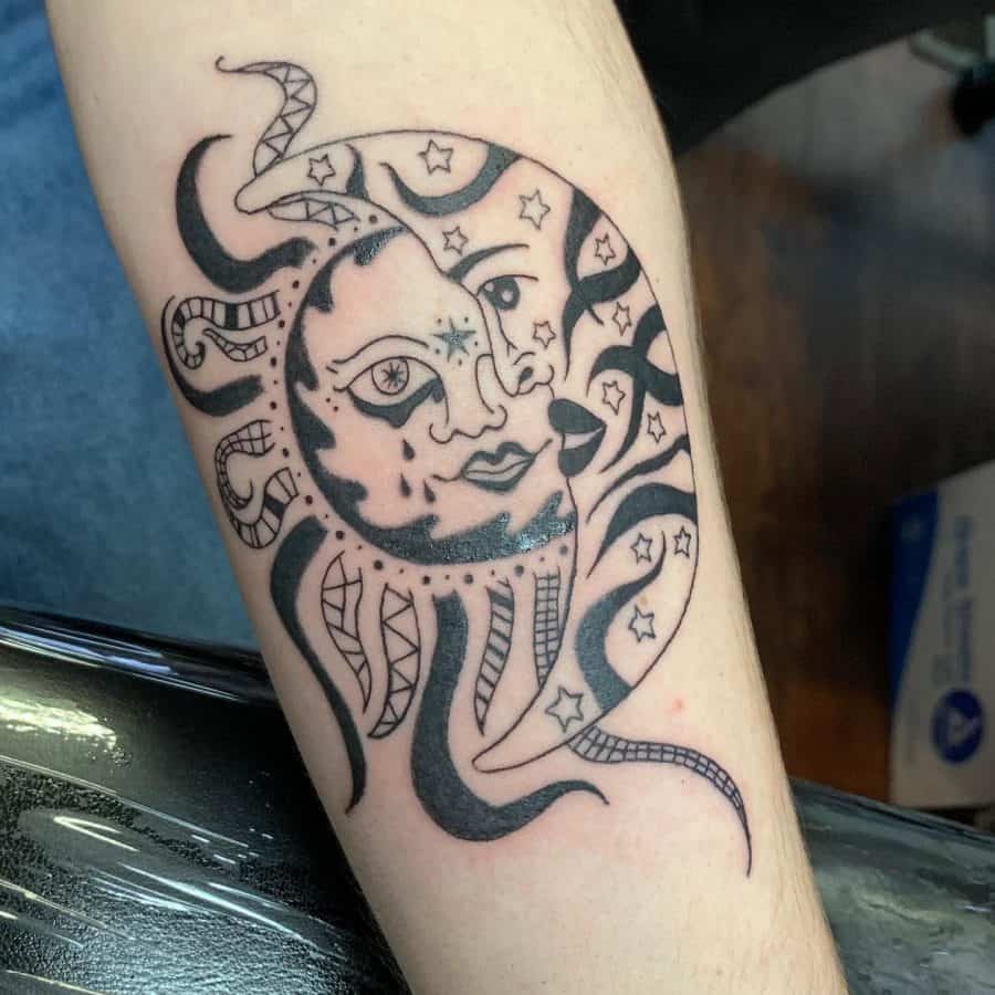 tribal-sun-moon-tattoo-hwaraktosaka