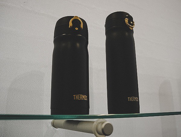 Thermos Black Drink Canisters