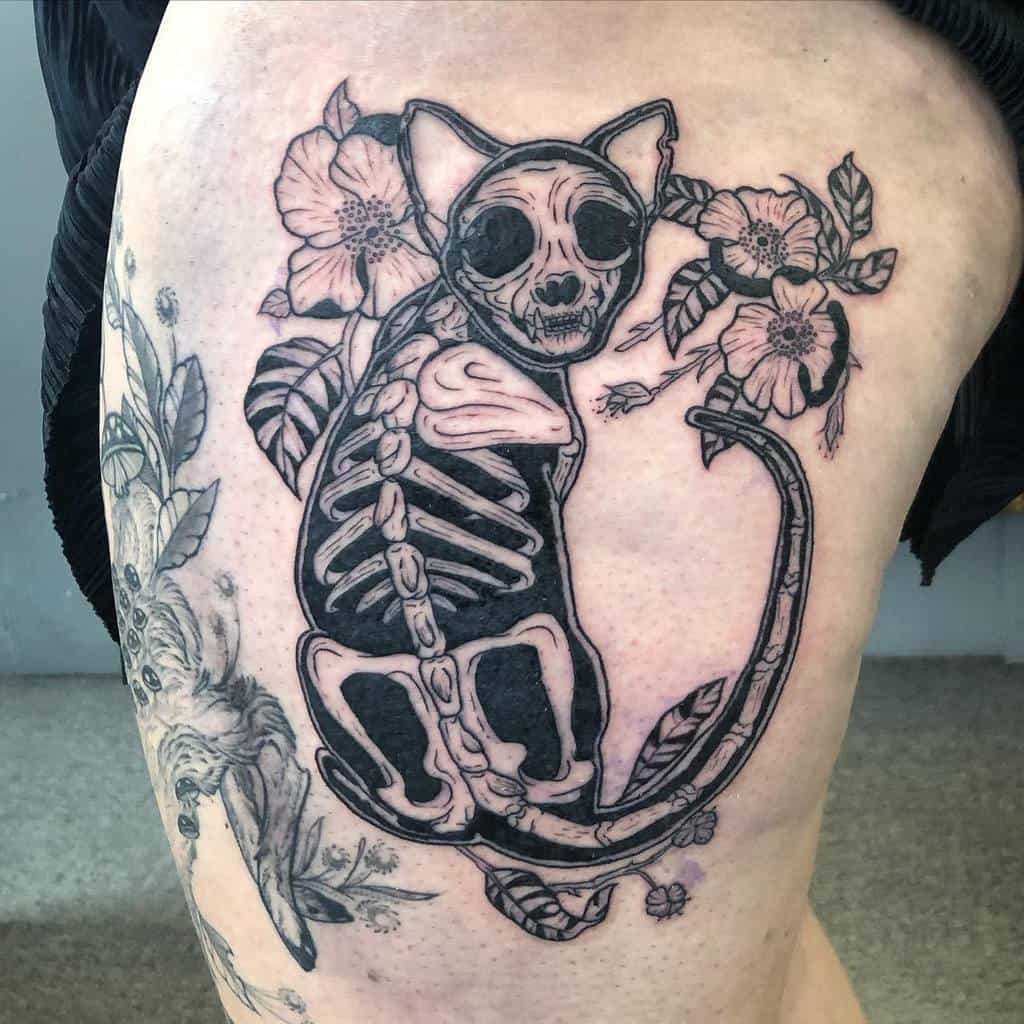 thigh cat skull tattoo billiebentley_tattoo