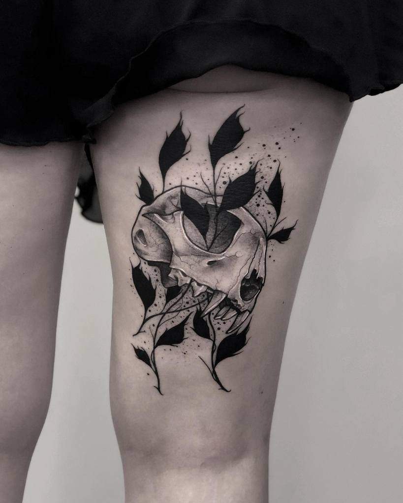 thigh cat skull tattoo vil_tattoo