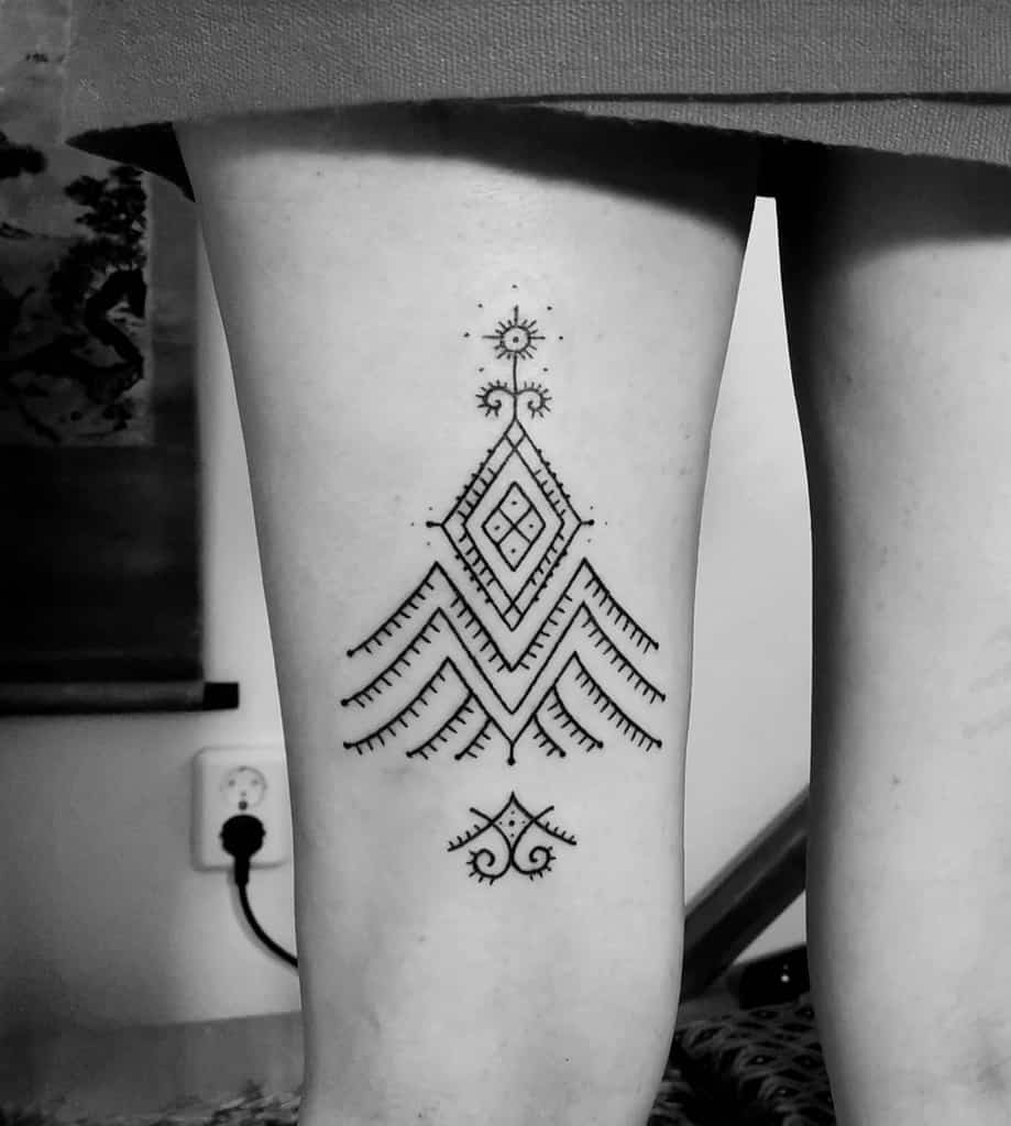 thigh simple tribal tattoos valentina_lakali