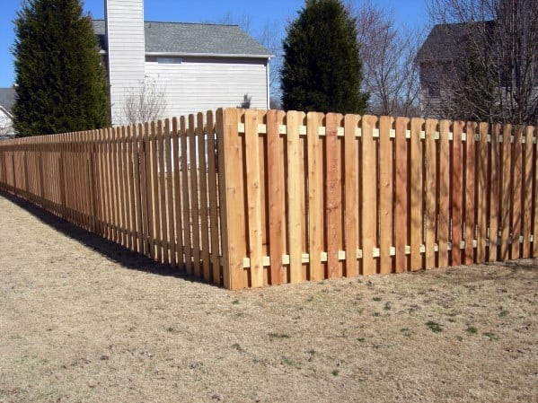 rounded picket fence 