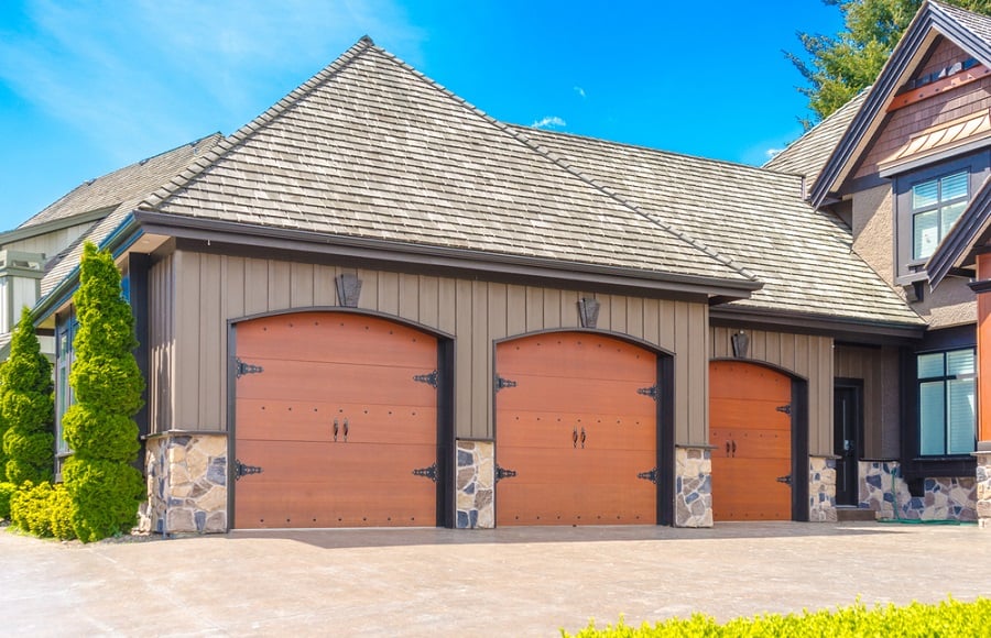 triple garage door 