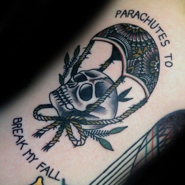 30 Great Parachute Tattoos for Your Inspiration  Xuzinuo  Page 25