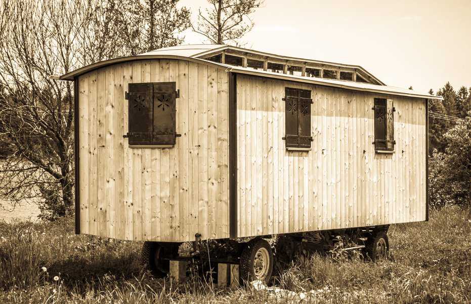 trailer shed