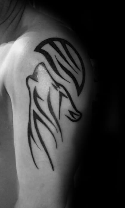 Tribal Coyote Howling At Moon Arm Guys Tattoo Ideas