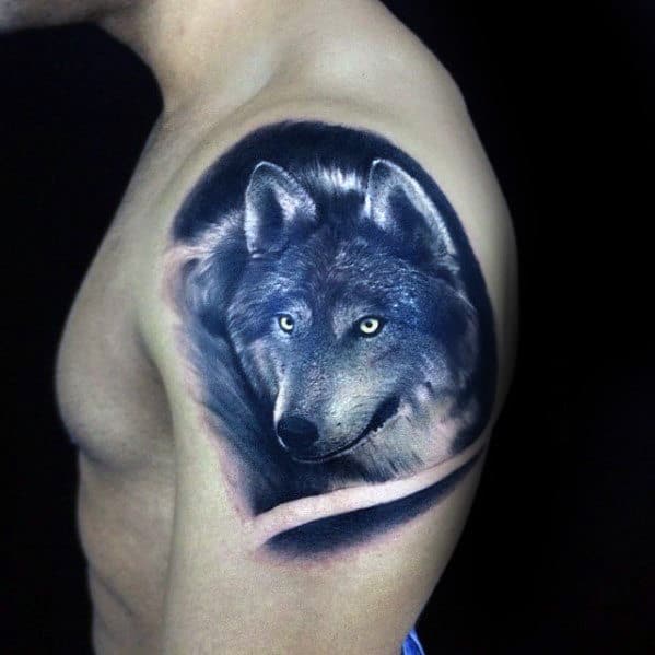 Upper Arm Guys Realistic Wolf Tattoo