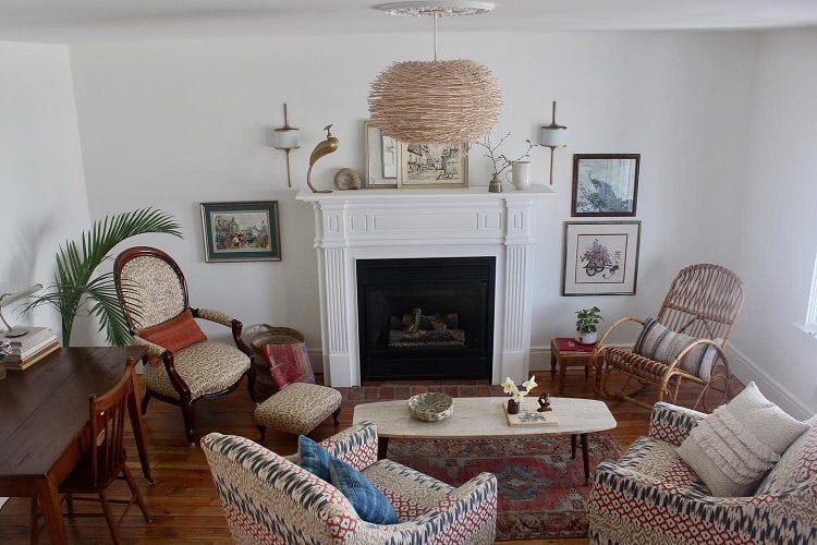 Vintage Cozy Living Room Mantel Decor Thequeenstonnomad