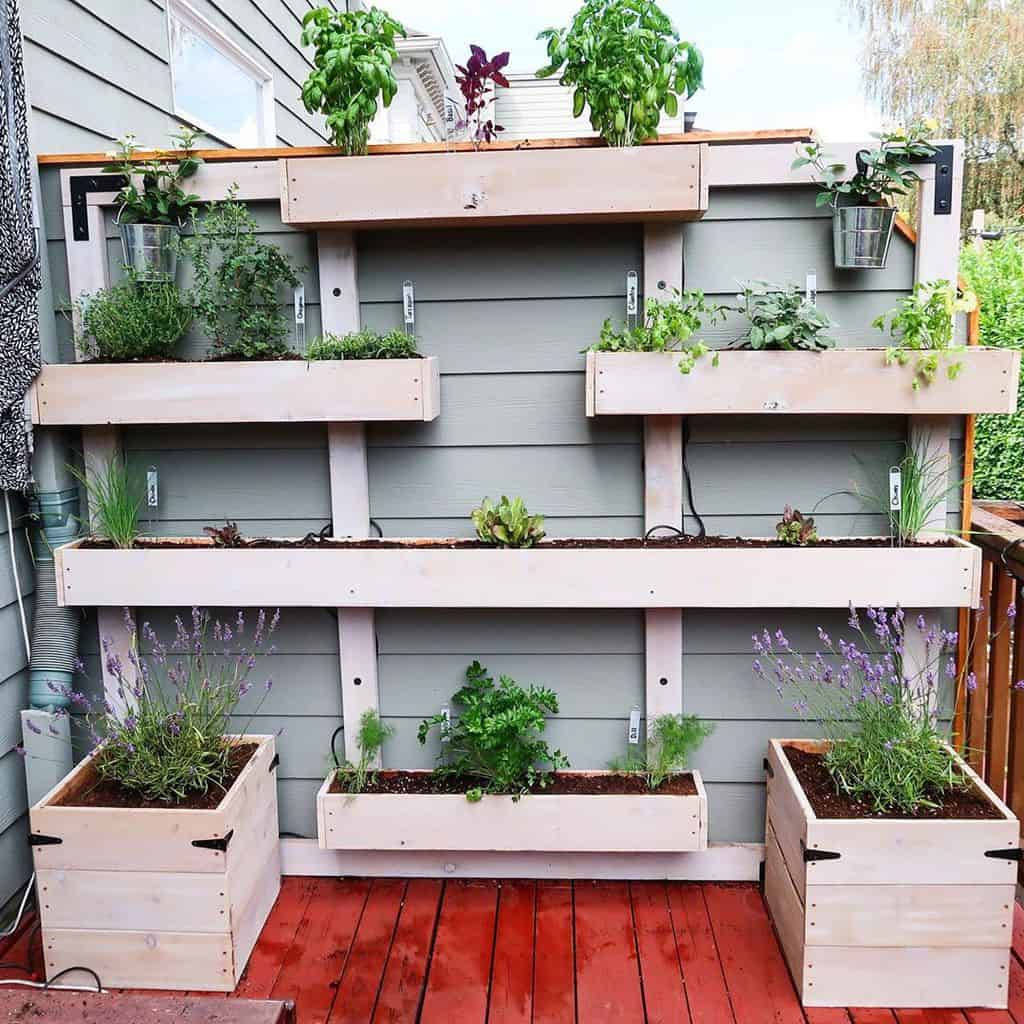 wall planter herb garden ideas laurasediblegarden