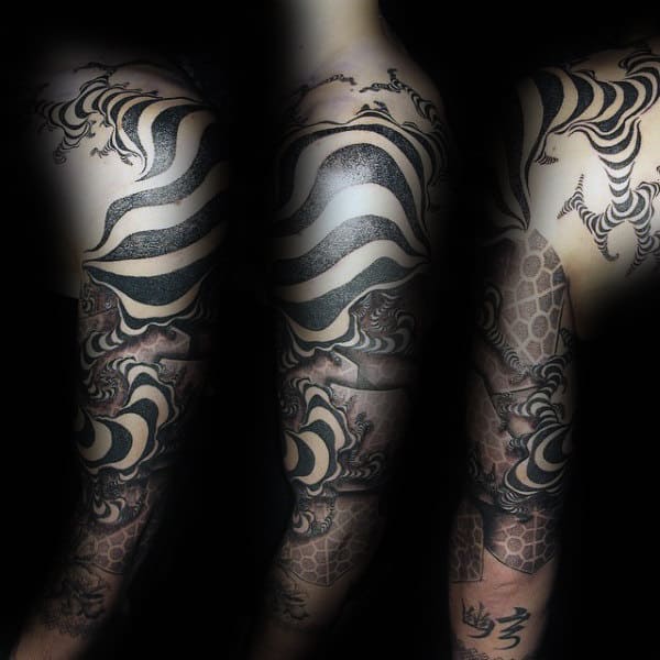 Wavy Factal Male Arm Tattoos