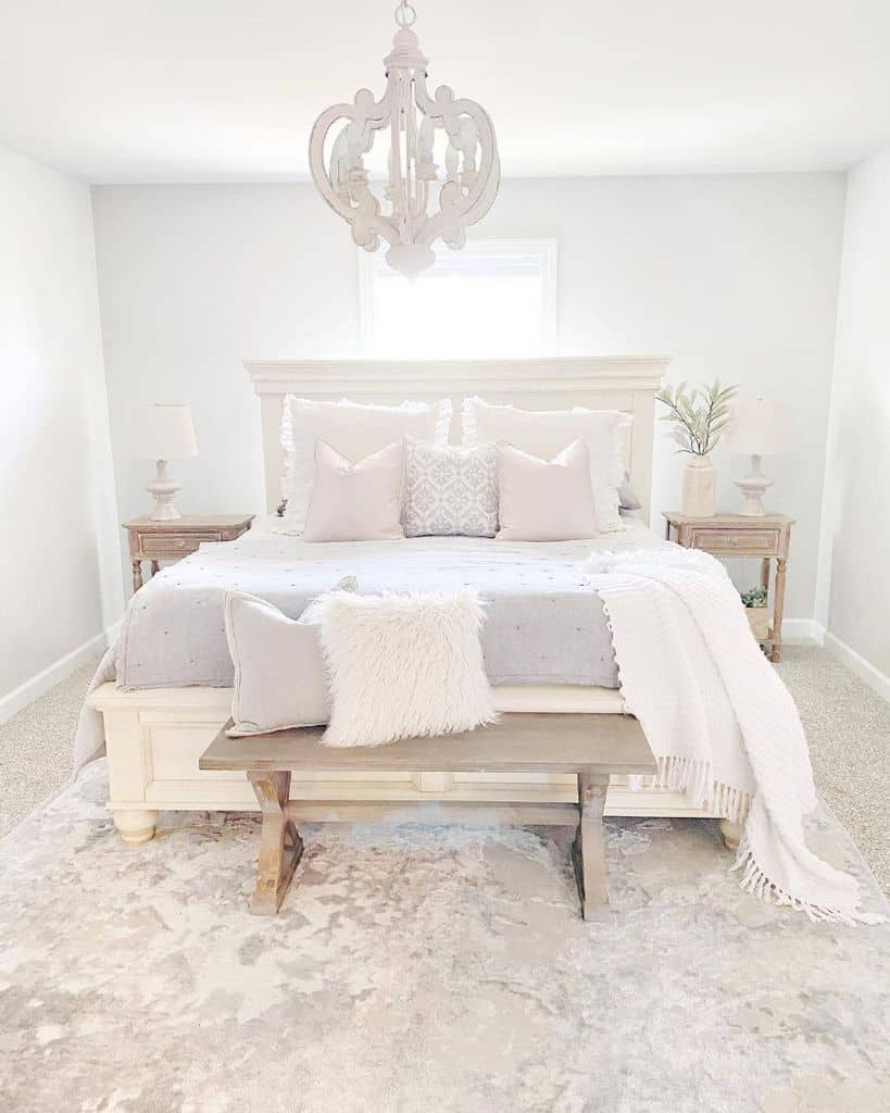rustic white small master bedroom with bench seat 