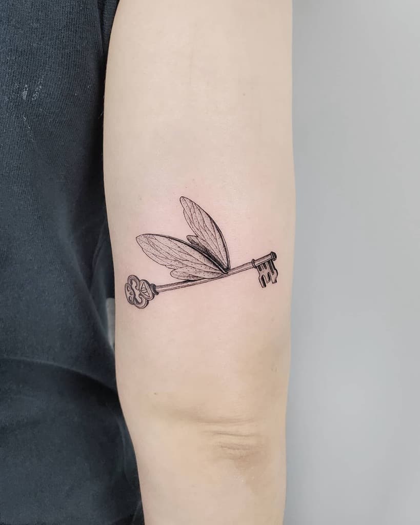 winged-key-harry-potter-tattoo-hirentattoos-quidditch-4