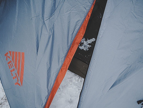Kelty Review: VariCom Delta 30 USA & Outfitter Pro 3
