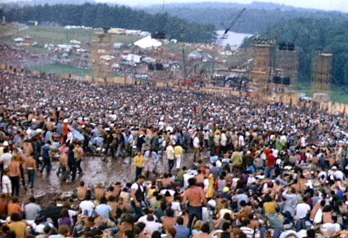 15 Incredible Woodstock Photos Taken At the Famous Festival